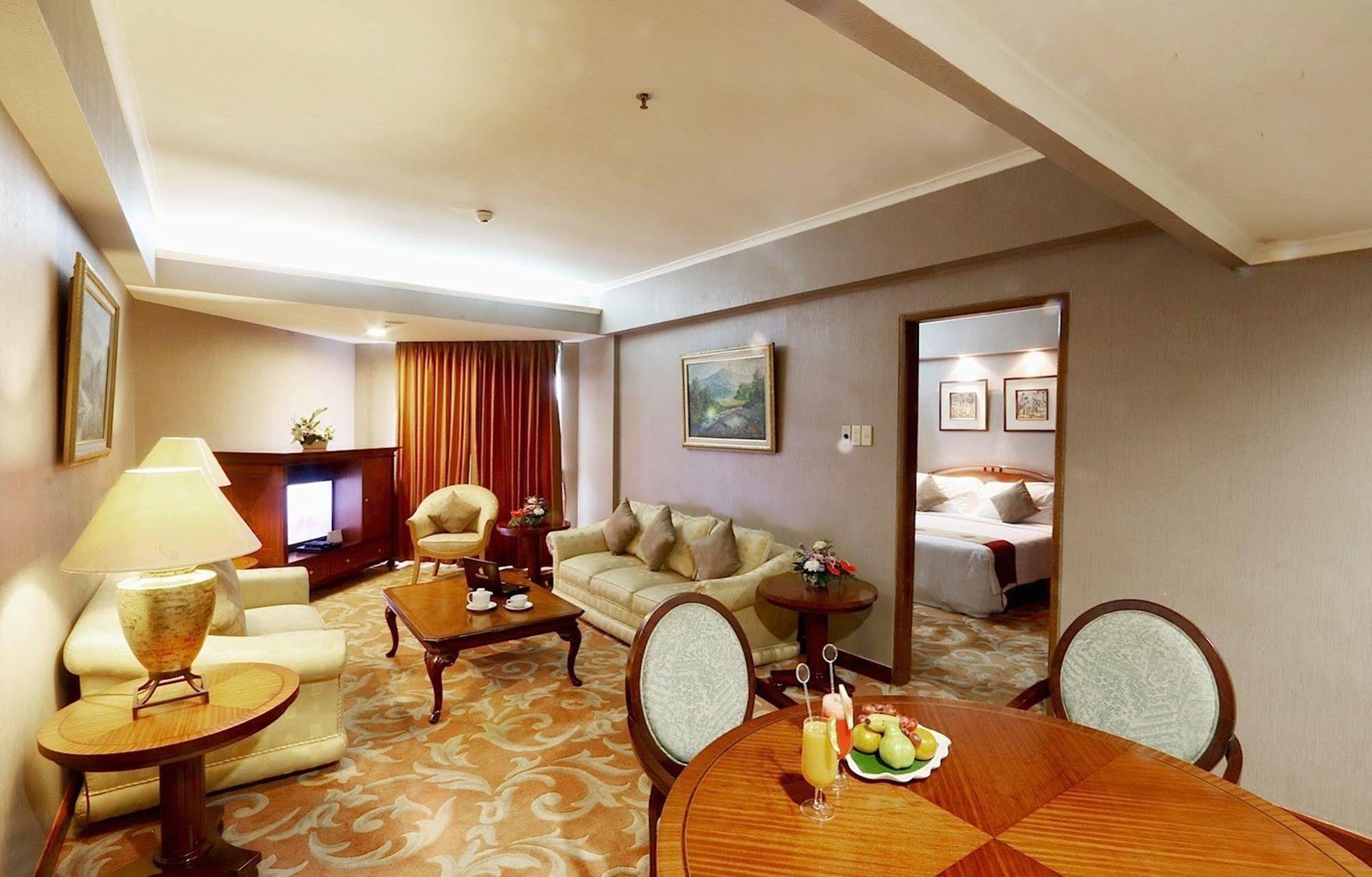 Hotel Bidakara Jakarta Eksteriør bilde