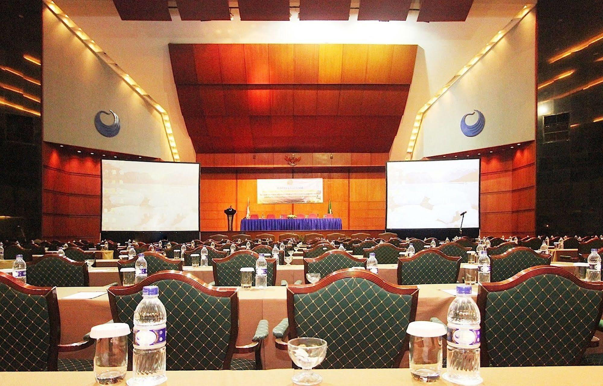 Hotel Bidakara Jakarta Eksteriør bilde